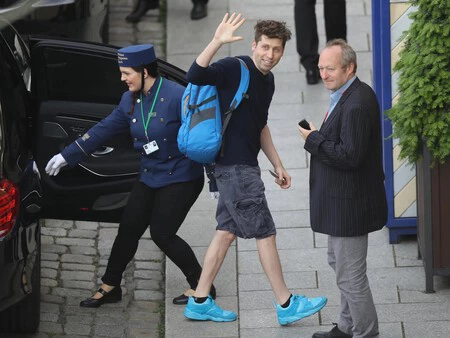 Sam Altman Mochila