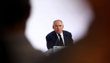 El primer ministro de Francia deja el Gobierno en el aire al pedir un voto de confianza en  la Asamblea francesa en septiembre