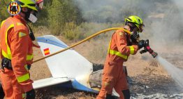 Mueren dos personas al estrellarse una avioneta en la localidad valenciana de Requena