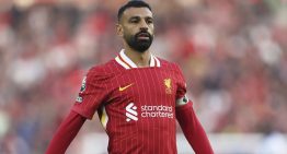 Salah critica el homenaje de la UEFA al “Pelé palestino” por no especificar las causas de su muerte