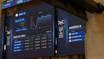 El Ibex supera los 15.000 puntos por primera vez en 18 años en un clima de optimismo bursátil global
