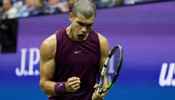 Alcaraz bate a Opelka en su estreno en el US Open