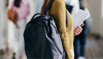 5 mochilas con muchos compartimentos y capacidad de Amazon ideales para la vuelta al cole