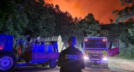 Última hora de los incendios en España, en directo | La situación de los incendios mejora en Galicia y Castilla y León, pero el viento complica el trabajo en Extremadura