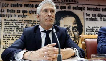 Marlaska acusa al PP de “fabricar una versión distorsionada de la realidad” de la crisis de los incendios
