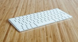Pocos teclados hay que superen al Magic Keyboard de Apple. Salvo por un detalle que lleva años dándome dolores de cabeza (literalmente)