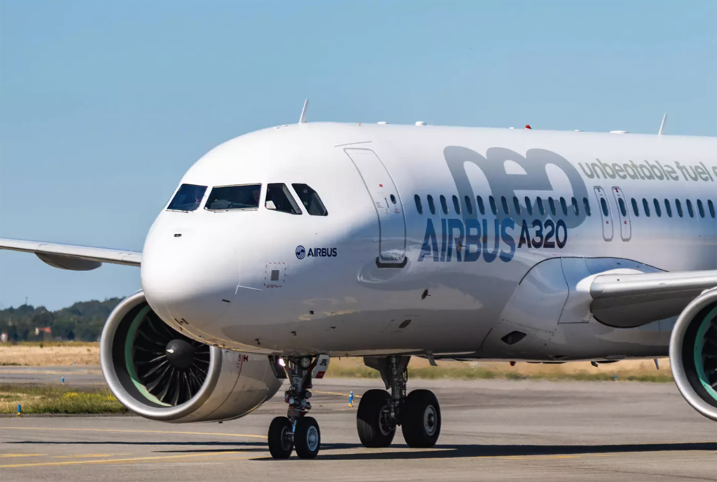 Airbus prepara un ala capaz de transformarse en el aire: el primer vuelo será en 2026 y apunta a su próximo gran avión