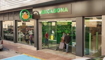 Mercadona se las ha apañado para que su reino no deje de crecer. Y cada vez está más claro cómo: marca blanca y platos preparados
