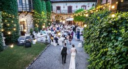Por si España no tenía suficientes problemas con el turismo de sol y playa, añade un nuevo negocio: el turismo de bodas