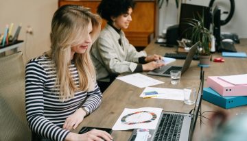 La generación Z ha cambiado de empleo a un ritmo récord: sus motivaciones han ido mucho más allá del salario