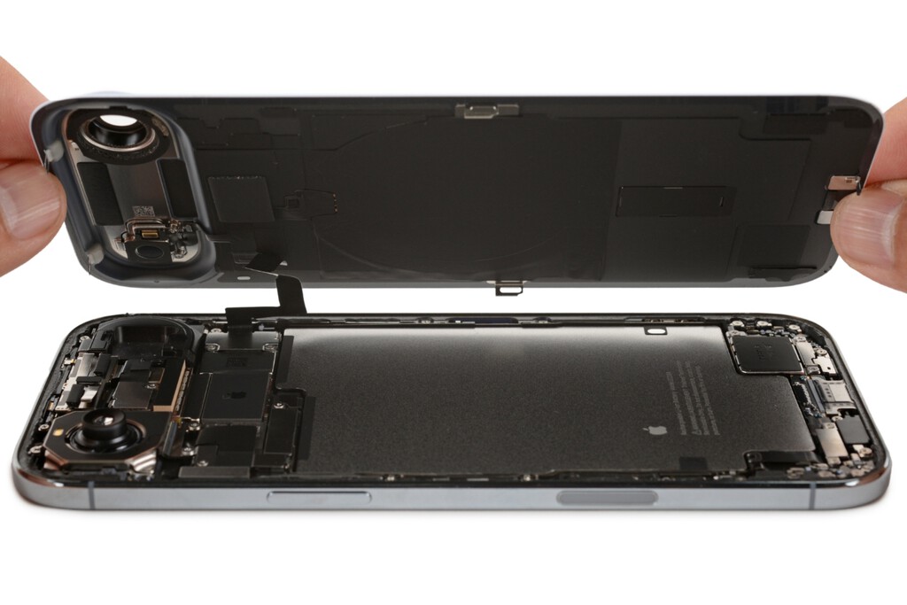 El desmontaje del iPhone Air no solo explica por qué es tan delgado. También arroja buenas noticias para su reparaciones 