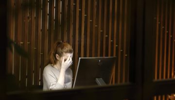 Europa ha lanzado una advertencia a España: tenemos un serio problema con el estrés laboral y no estamos haciendo nada