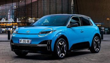 El nuevo Nissan Micra llega con buena base y un reto mayúsculo: mejorar lo que ya conocemos del Renault 5