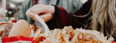 Los alimentos ultraprocesados nos están haciendo engordar rápidamente: los datos sobre la comida que nos hace querer siempre más
