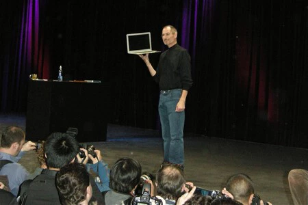 Steve Jobs Macbook Air