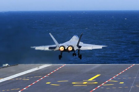 Fujian Catapultas Aviones 1