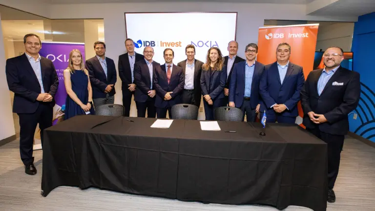 BID Invest se asocia con Nokia para financiar conectividad con 50 millones de dólares en América Latina