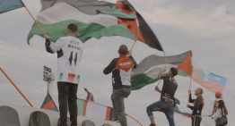 Un profesor de Alcorcón, reprendido por llevar una camiseta con colores de la bandera palestina por su “simbología política”