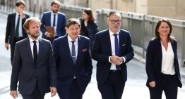 El primer ministro de Francia, Sébastien Lecornu, busca el apoyo de los socialistas en vísperas de una huelga contra los recortes