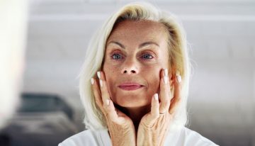 Rebajan a 14 euros la crema antiedad 7 en 1 que combate las arrugas, reduce manchas y protege del sol