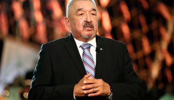 Muere el actor nativoamericano Graham Greene, intérprete de ‘Bailando con lobos’