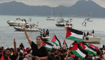 Dos barcos de la flotilla con ayuda a Gaza sufren un nuevo ataque con drones