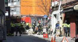 Hallan el cuerpo de un hombre bajo los escombros de la explosión de Vallecas tras descartarse que hubiese desaparecidos