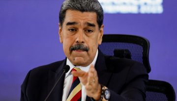 Maduro advierte a Estados Unidos: “Si Venezuela resulta agredida, nos declararemos en lucha armada”