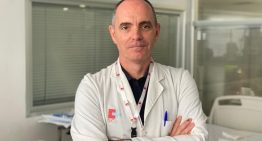 Borja Suberviola, médico intensivista: «En los hospitales cada vez vemos más infecciones que acaban en sepsis»