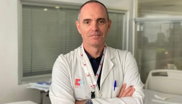 Borja Suberviola, médico intensivista: «En los hospitales cada vez vemos más infecciones que acaban en sepsis»