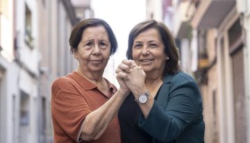 Excedencias y prejubilaciones para cuidar a familiares con alzhéimer: «La enfermedad es un tsunami y faltan recursos públicos»