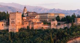 La Alhambra y su entorno son una joya del patrimonio mundial. Ahora le ha surgido una amenaza: paneles solares