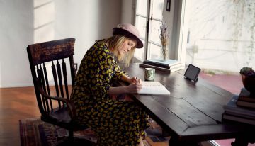 La última moda entre ricos son los retiros exclusivos para escribir. Los expertos no creen que salga algo demasiado bueno de ahí