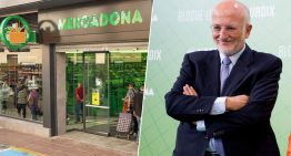 Juan Roig exige «salir del armario» y pide a los empresarios perder la vergüenza por ganar dinero: «Es bueno y satisfactorio» Juan Roig exige «salir del armario» y pide a los empresarios perder la vergüenza por ganar dinero: «Es bueno y satisfactorio»