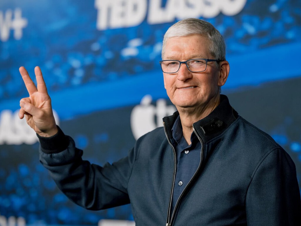 Apple ya no es solo el iPhone: su negocio "en la sombra" es tan grande que supera a compañías como Tesla o Disney