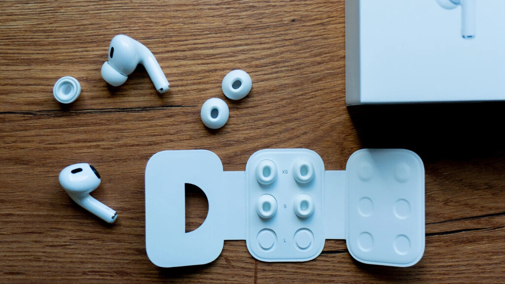 Limpiar tus AirPods es tan sencillo y útil como utilizar este kit que no cuesta ni 14 euros 