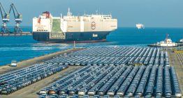 China está construyendo más coches eléctricos de los que puede vender y eso anuncia algo dramático: una sangría de fabricantes