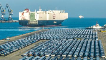 China está construyendo más coches eléctricos de los que puede vender y eso anuncia algo dramático: una sangría de fabricantes