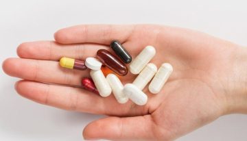 Alerta de los farmacéuticos de Atención Primaria sobre el abuso de la vitamina D: «Si se toma sin necesidad, puede provocar cálculos renales»