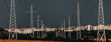 Por si no fuera lo suficientemente difícil entender la factura de la luz, Bruselas ha tenido una idea: pasar de 24 precios al día a 96