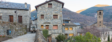 Si no tienes dinero para comprarte una casa, hay varios pueblos de la España rural que tienen algo que ofrecerte