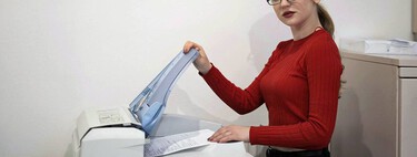 Hemos encontrado la "kriptonita" de la Generación Z: son expertos en apps, pero no saben usar una impresora