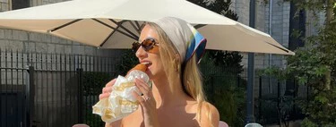 El nuevo bolso bandolera de Parfois es color azul pavo: muy elegante y cuesta menos de 24 euros 