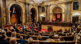 El Parlament da luz verde a la ley para asegurar la atención paliativa pediátrica integral