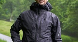 Helly Hansen rebaja un 57% su chaqueta de hombre más vendida: cálida, impermeable y cortavientos Helly Hansen rebaja un 57% su chaqueta de hombre más vendida: cálida, impermeable y cortavientos
