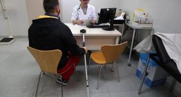 Uno de cada cuatro médicos se jubilará en la próxima década: «Es urgente una planificación para cubrir algunas especialidades»