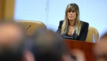 La defensa de Begoña Gómez pide que La Moncloa informe sobre los asistentes de las esposas de los expresidentes del Gobierno
