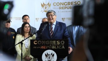El ministro de Gobernación renuncia tras la fuga de 20 pandilleros del Barrio 18 en Guatemala