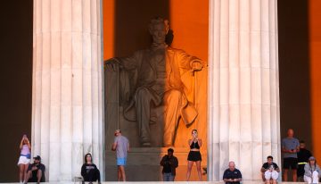 En el epicentro del cierre del Gobierno: la ‘ciudad fantasma’ de Washington se prepara para un largo cerrojazo