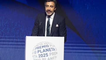 El polemista Juan del Val gana el Premio Planeta 2025